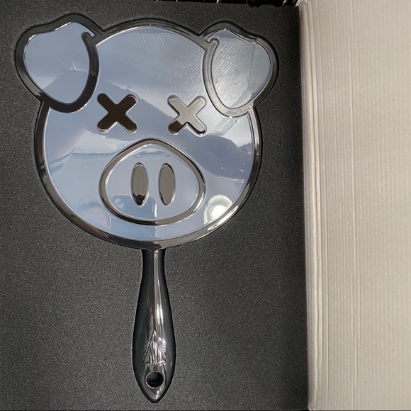 Jeffree Star Other - Jeffree star X shane dawson pig mirror Jeffree Star Other - Jeffree star X shane dawson pig mirror